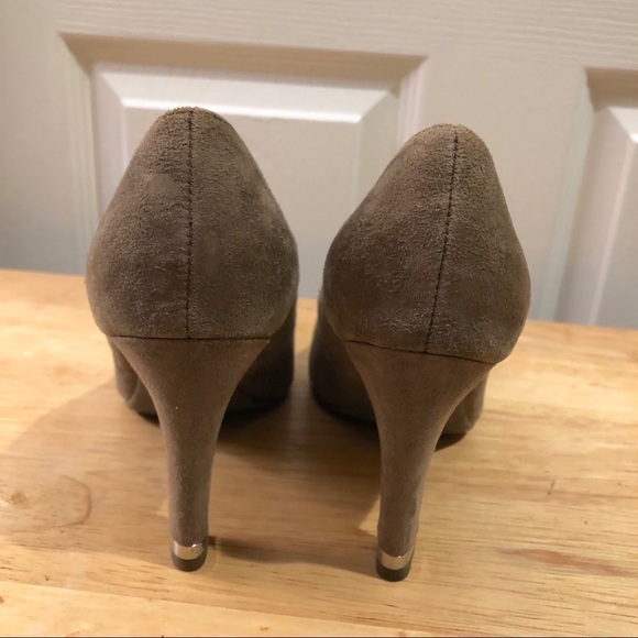 SOLD - Picture 4 of 6